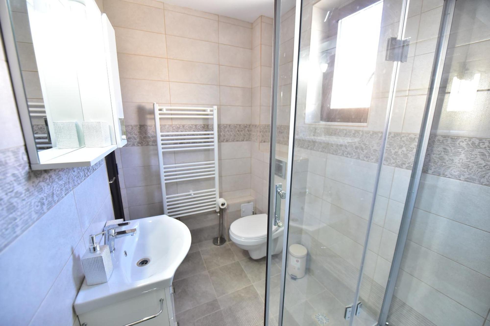 Regim Hotel Hanea Jacuzzi In Camera,Piscina Exterioara Si Sauna Comuna Hermannstadt Exterior foto